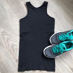 Lululemon tank with built in bra